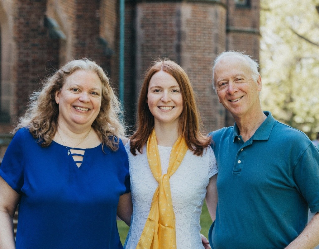 Lisa Garrity and her parents at the Laurel Parade