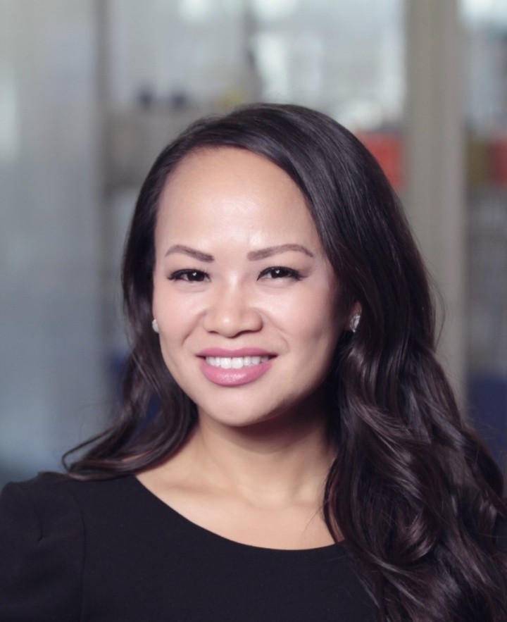 Anh Hoang-Lindsay ’06 credits Mount Holyoke with helping her become a biotech executive. Now she uses the College’s Gates platform to help others.