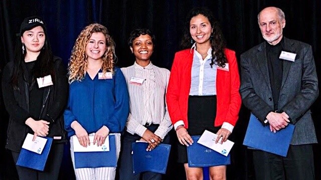 Grinspoon Entrepreneurship Initiative award winners (from left) Regina Ye ’18, Kate Meacham ’20, Shay Lahon ’18 and Mariana Jaramillo ’20 pose with their entrepreneurship professor, Rick Feldman (Rosie Xu ’18 not pictured).