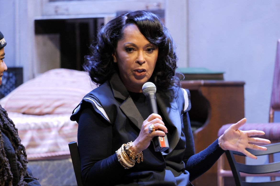 Debra Martin Chase ’77 at the Launching Leadership discussion in 2022 during the Broadway revival of “Topdog/Underdog.”
