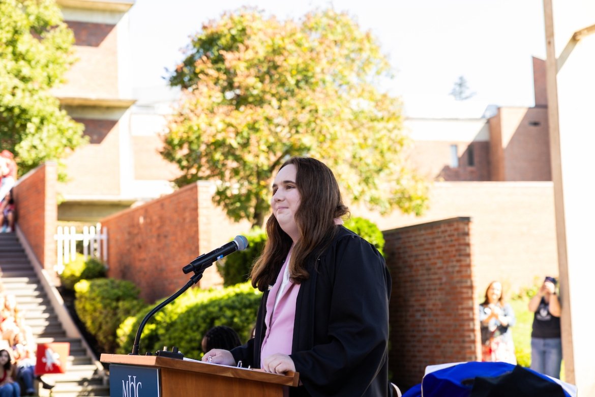 Lily E. Rood ’27 speaking at Convocation in fall 2024. 