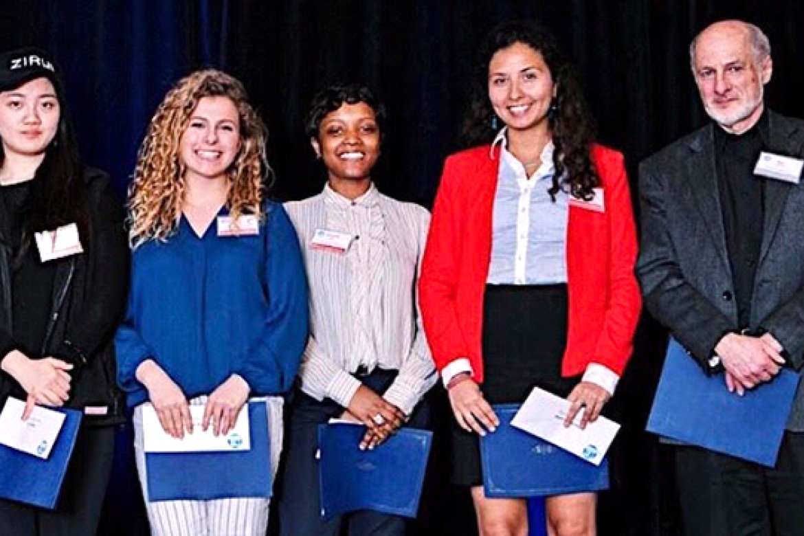 Grinspoon Entrepreneurship Initiative award winners (from left) Regina Ye ’18, Kate Meacham ’20, Shay Lahon ’18 and Mariana Jaramillo ’20 pose with their entrepreneurship professor, Rick Feldman (Rosie Xu ’18 not pictured).