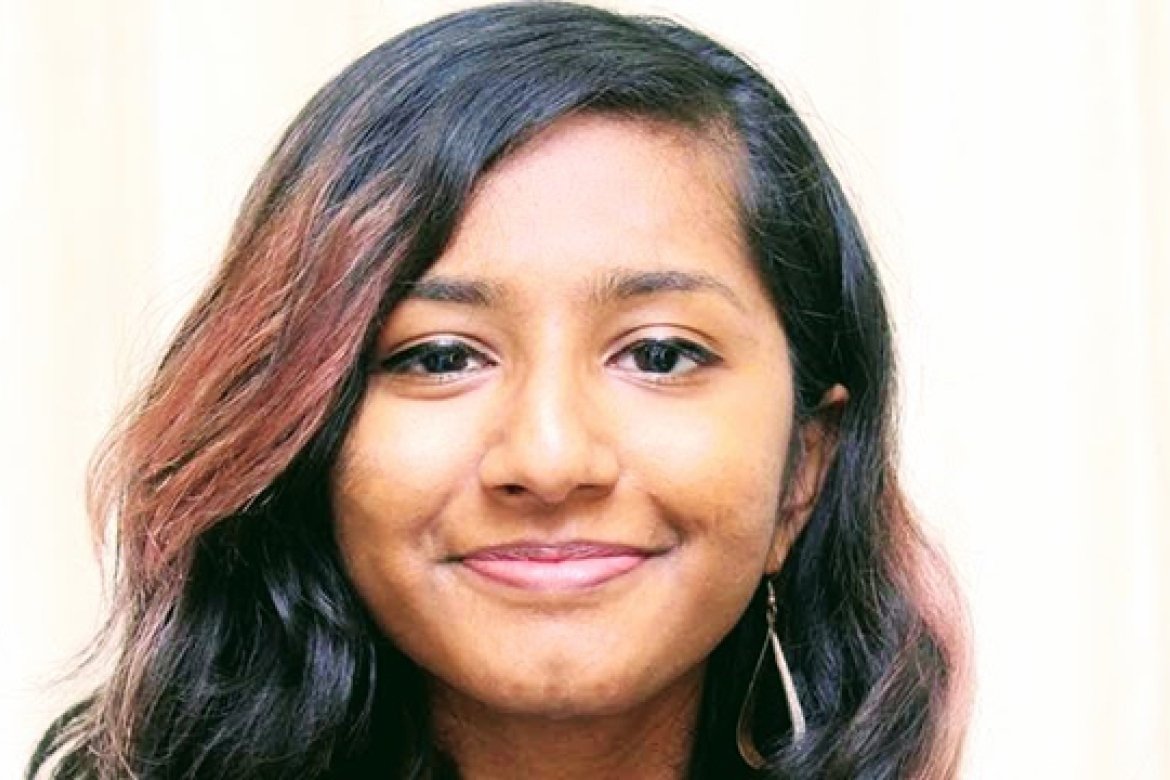 Esha Sridhar ’22