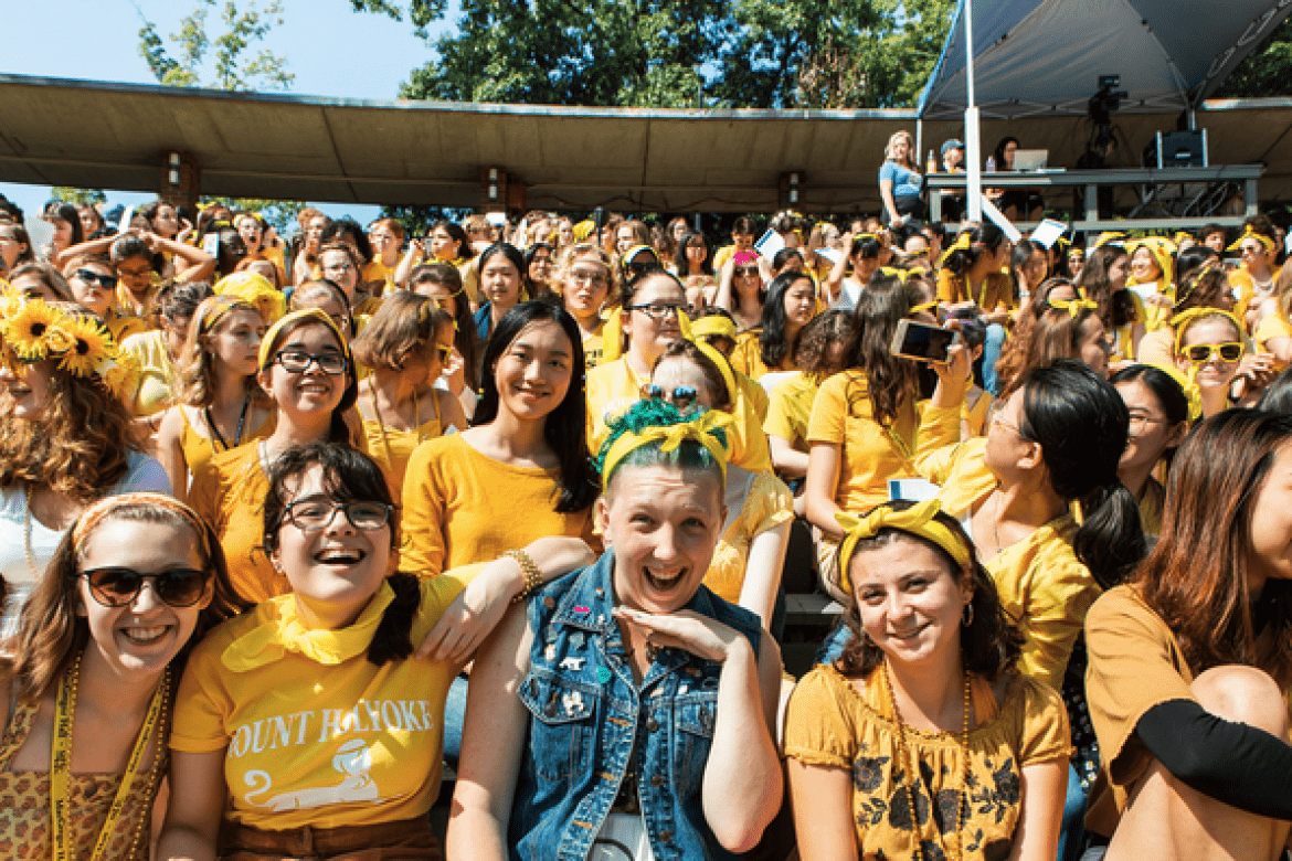 Yellow sphinxes, Convocation 2019